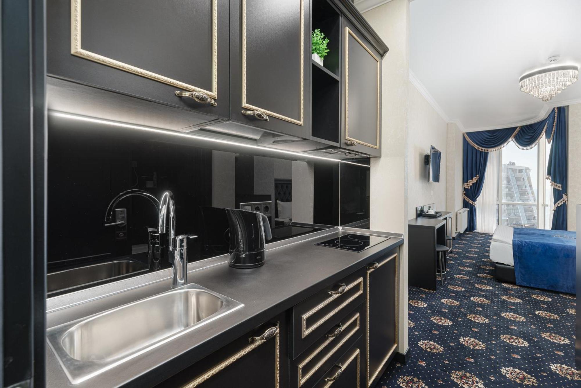 Arcadia City Apartments Odessa Buitenkant foto